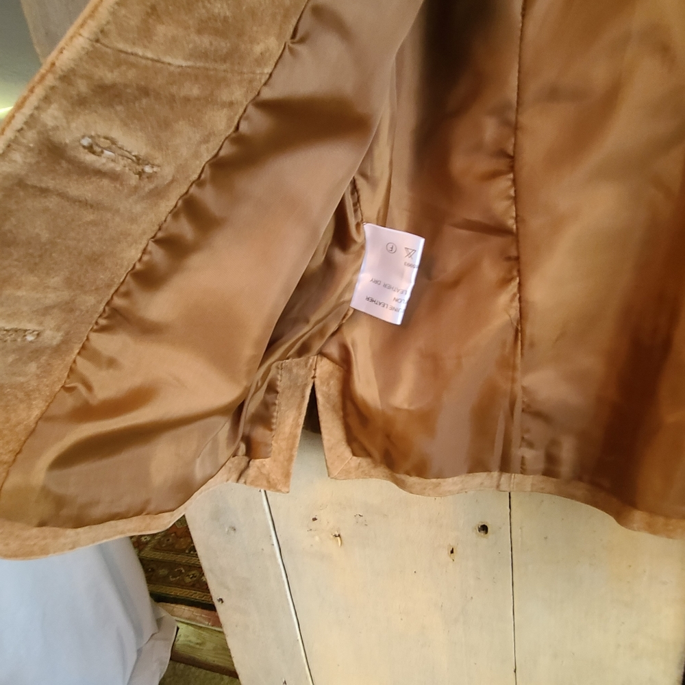 Suede jacket - Picture 5 of 7